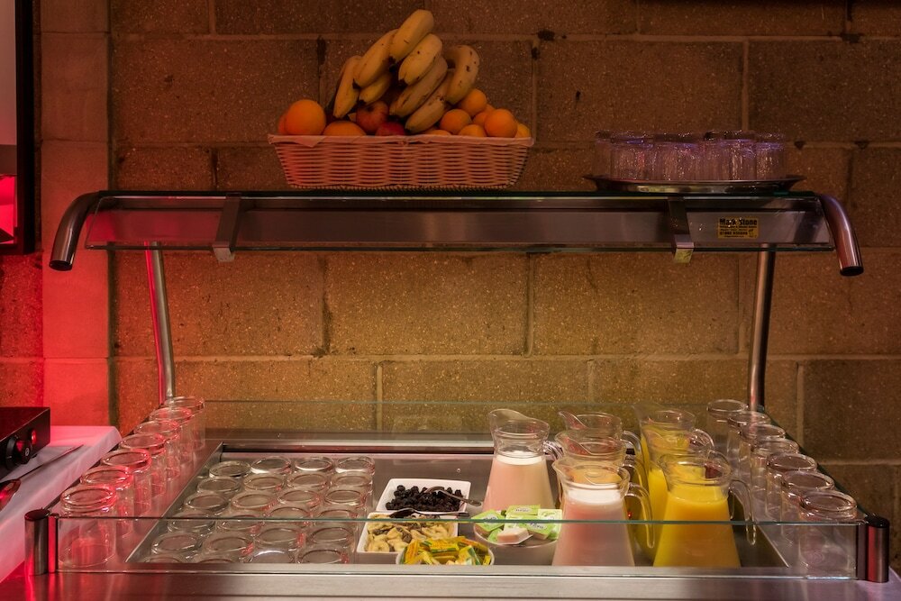 Фото London City Airport Hotel