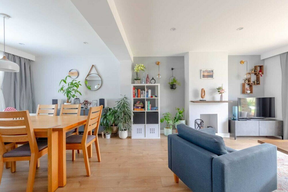 Фото Modern & Spacious 3bd House - Canning Town