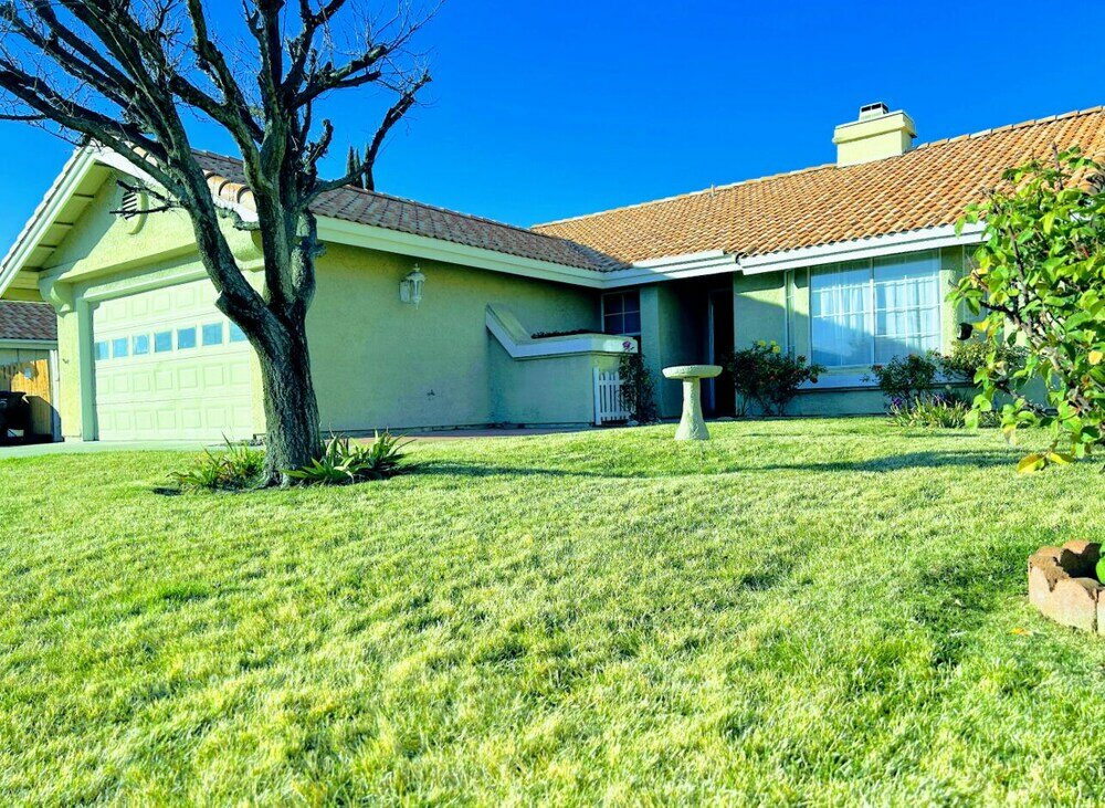 Фото Private bedroom in Country house near wineries
