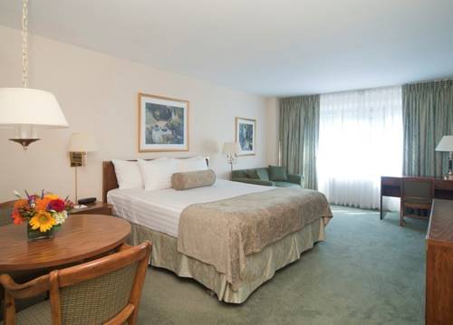 Фото Murray Hill East Suites