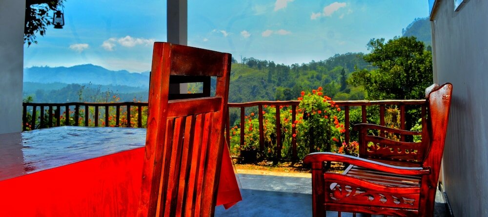 Фото Rainbow Sky Cottage Ella