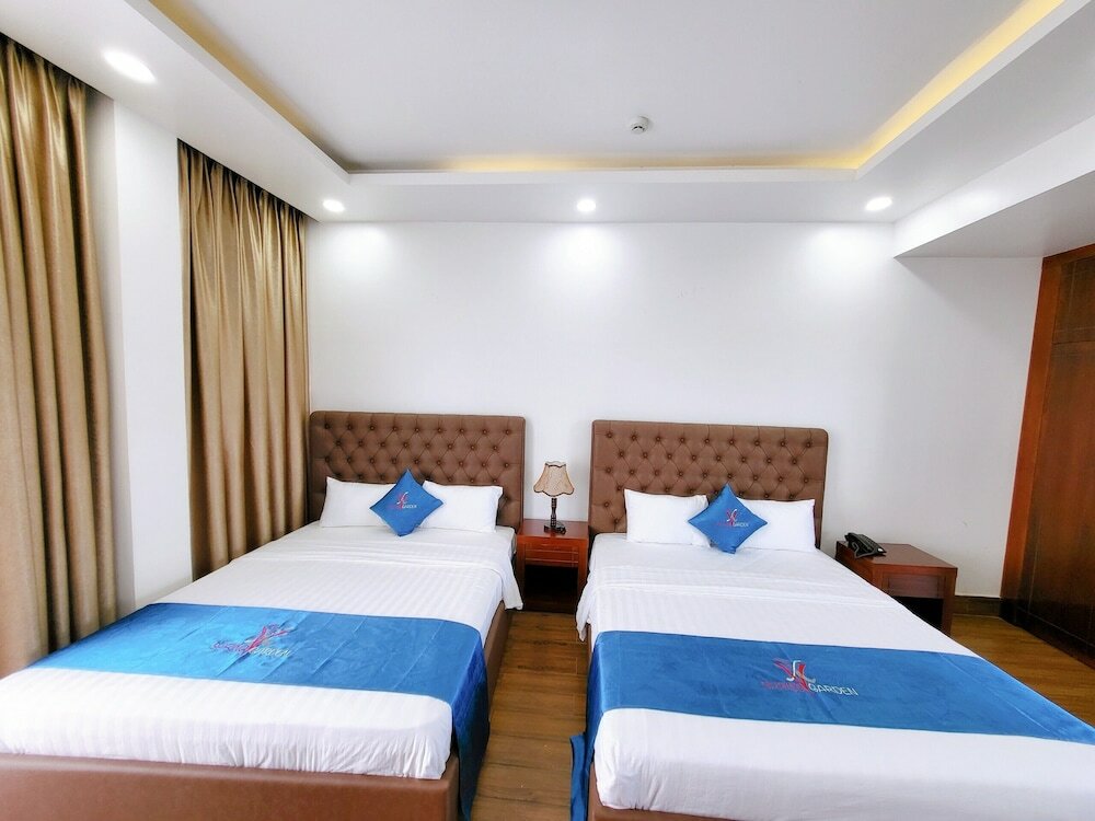 Фото Spring Garden Hotel