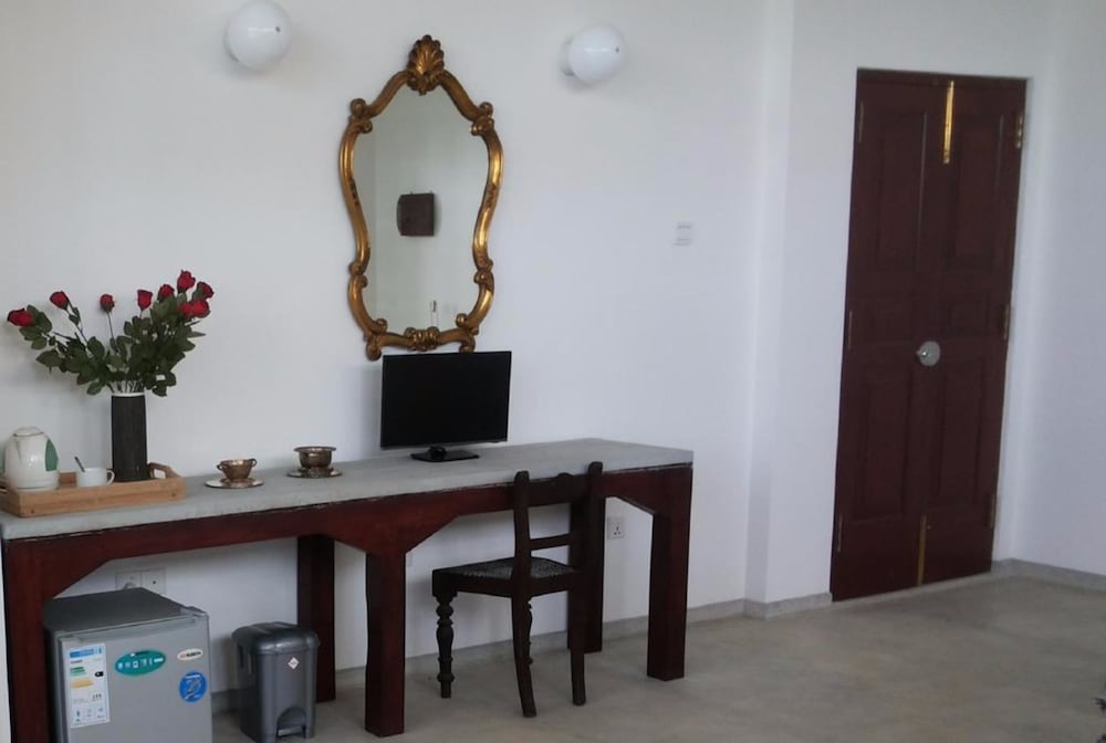 Фото Nirvana Beach Boutique Hotel