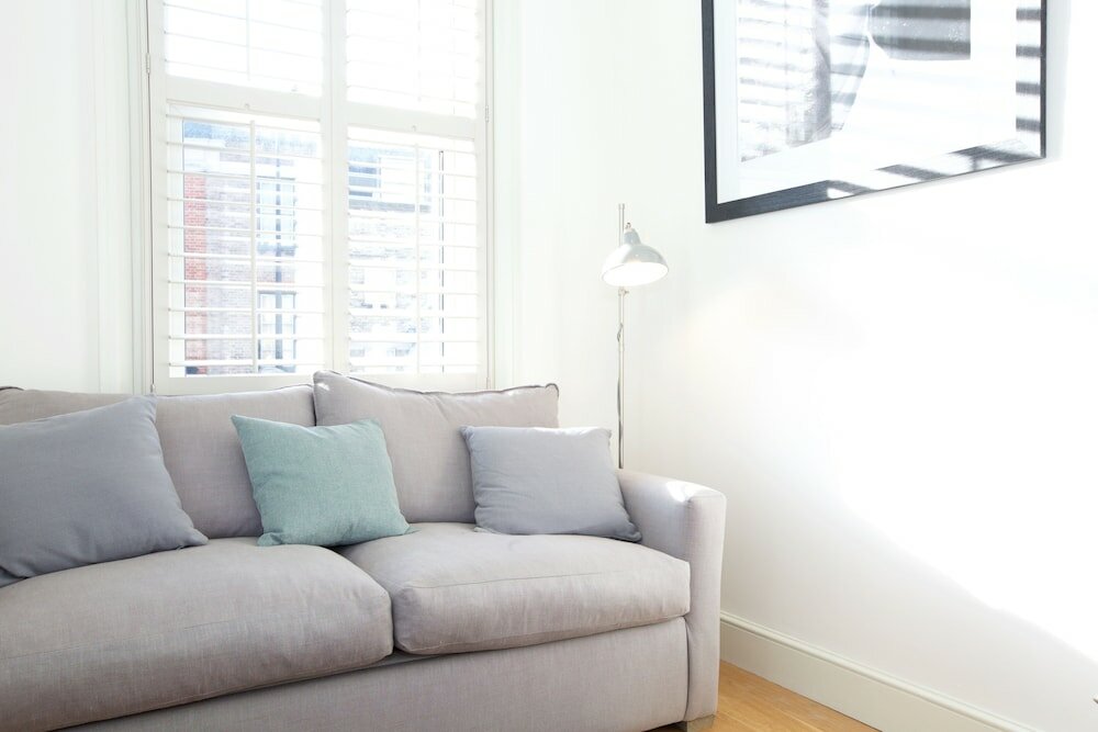 Фото Altido English Retro 2br Apt Near Battersea Park