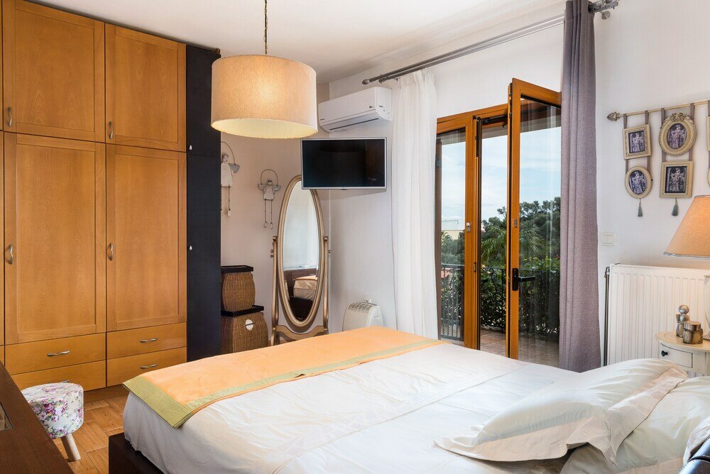 Фото Dream Lux Flat with Great Outdoor Pool & Parking