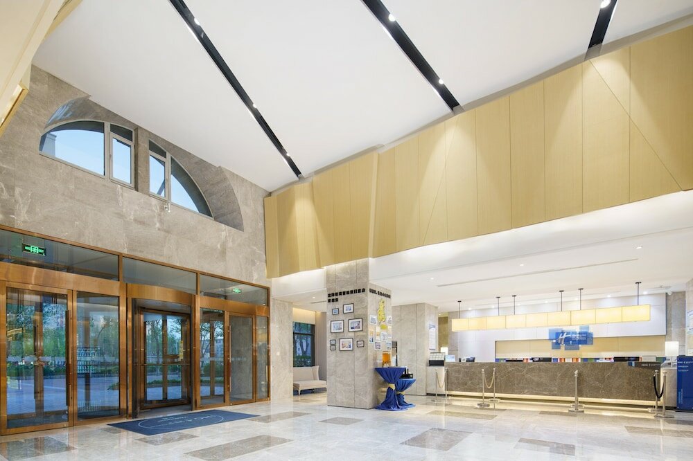 Фото Holiday Inn Express Shenyang Tawan, an Ihg Hotel