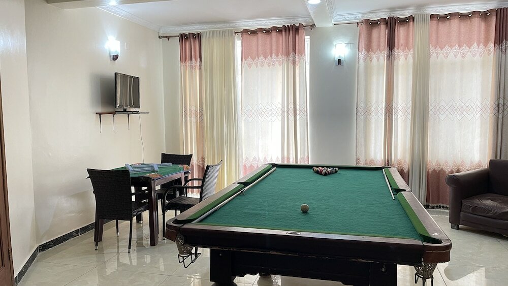 Фото Lao Tangren Restaurant & Guesthouse