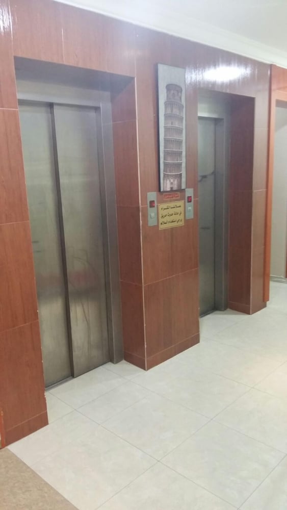 Фото Al Eairy Furnished Apartments Al Ahsa 5