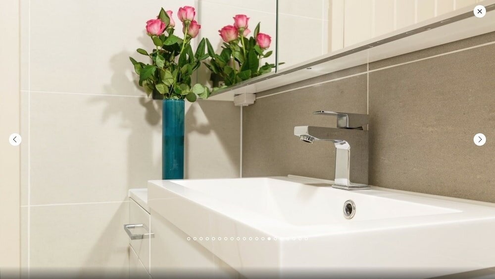 Фото The Honeycomb Apartment