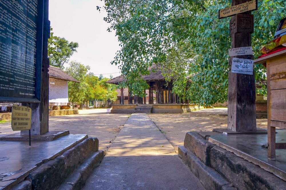 Фото Jay's Bunks-Kandy Hostel - Adults Only