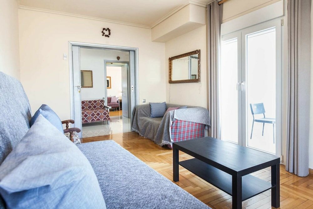 Фото Gorgeous 3 bedrooms apt at Exarcheia