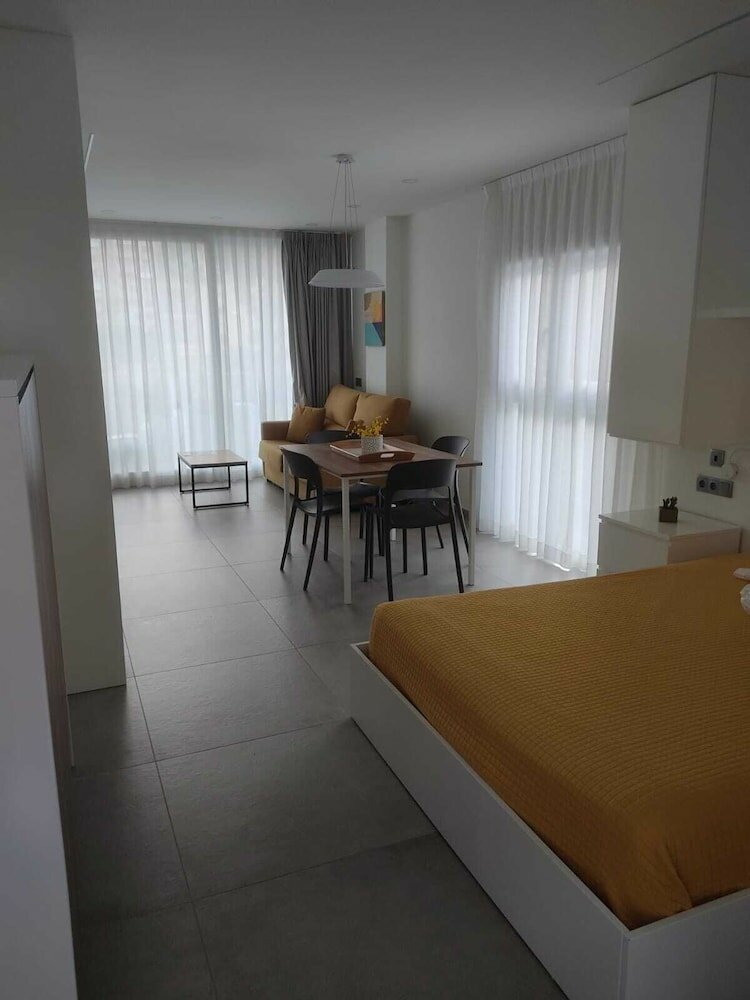 Фото Iberflat Apartamentos los Pinos