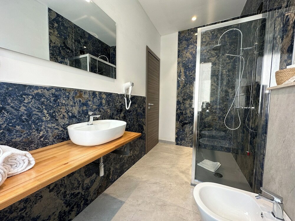 Фото Dolmen Guest House