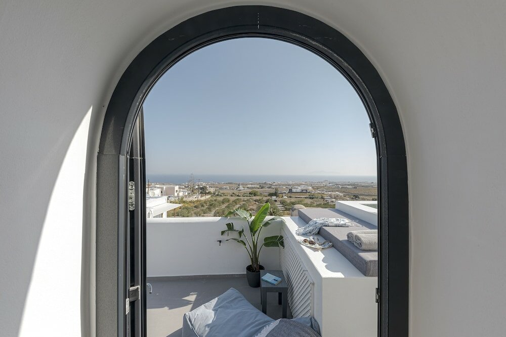 Фото Onyx Hotel & Suites