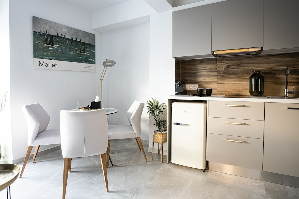 Фото The Rooster's Egg