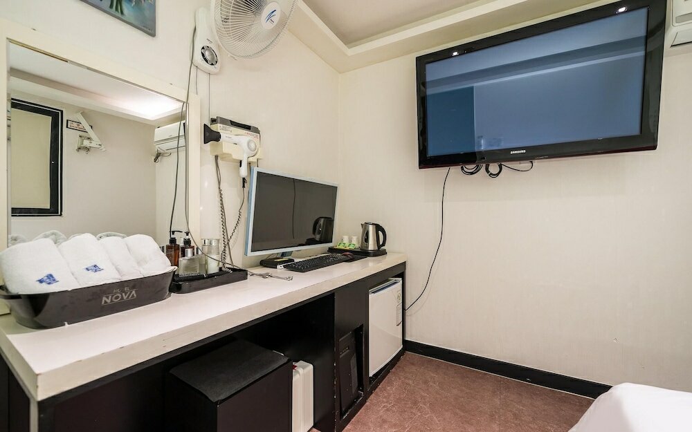 Фото Jongno Nova