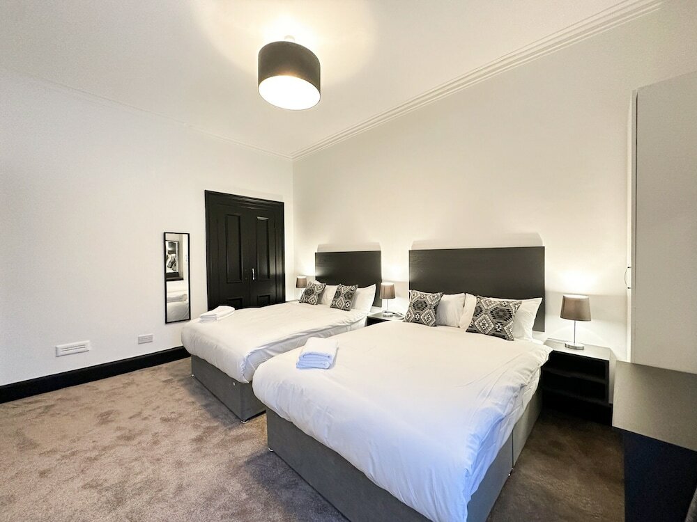 Фото Mulberry Aparthotel