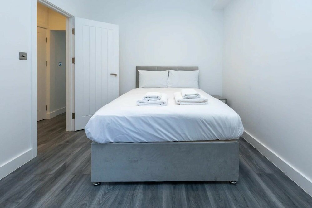 Фото Modern 2bd Flat With a Garden - West Hampstead