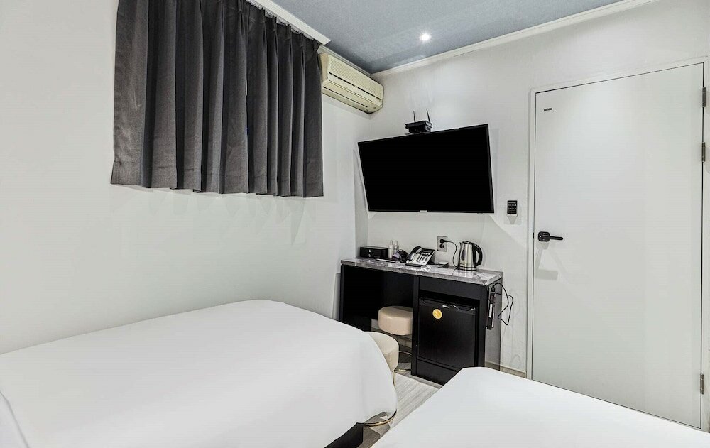 Фото Hotel Wo Yongsan Station