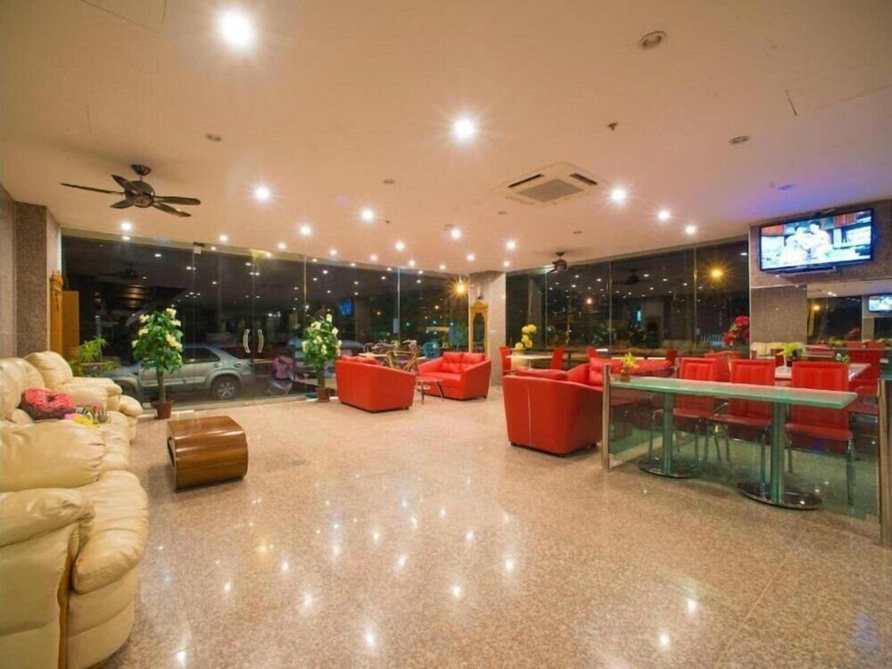 Фото Patong Dynasty Royal Hotel