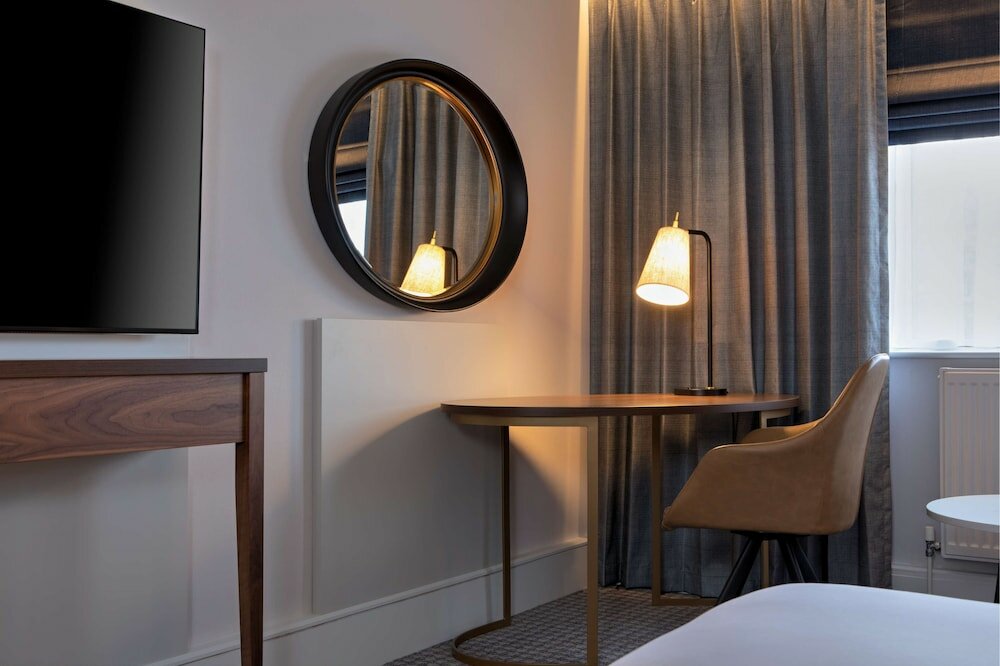 Фото DoubleTree by Hilton Stoke on Trent