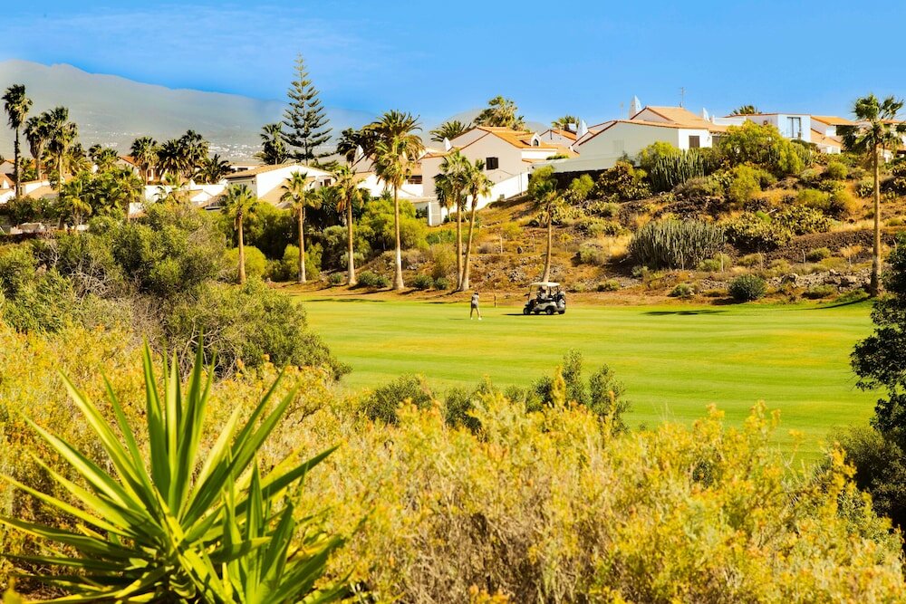 Фото Wyndham Residences Tenerife Golf del Sur