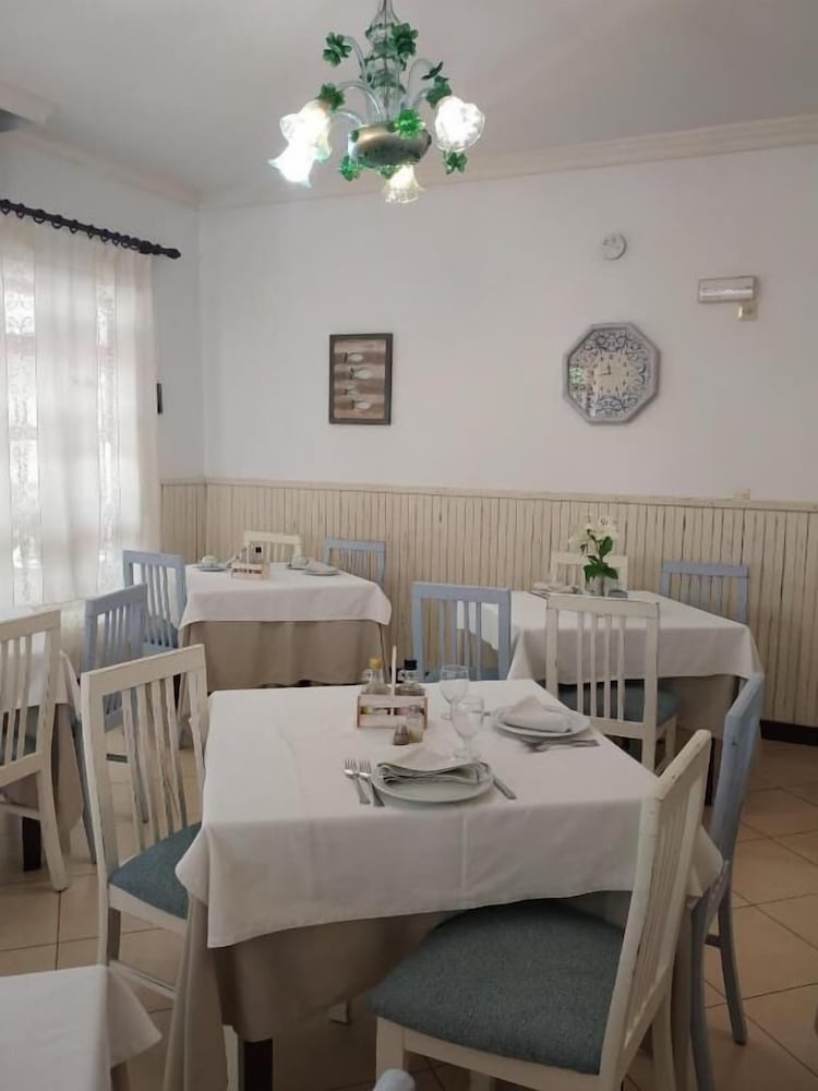 Фото Hotel Martorell