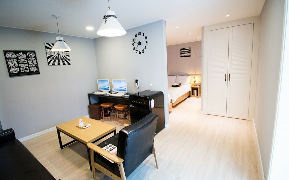 Фото Nonhyeon All In