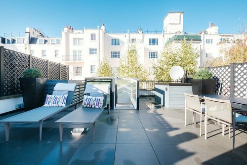 Гостиница Luxury Home with 3 Bed 2 Bath in London в Лондоне
