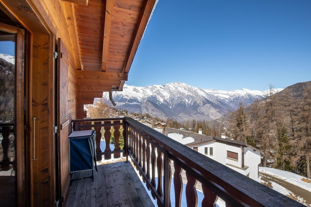 Фото Chalet La Caleche