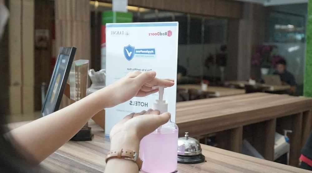 Фото RedDoorz near Universitas Widyagama Malang