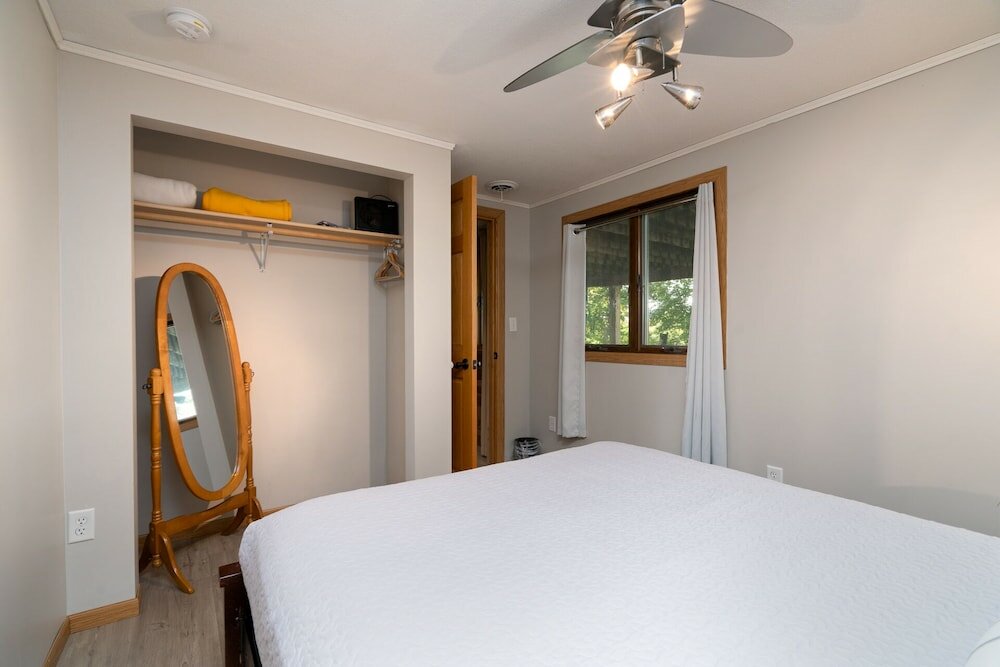 Фото Manor on the River - Whole House