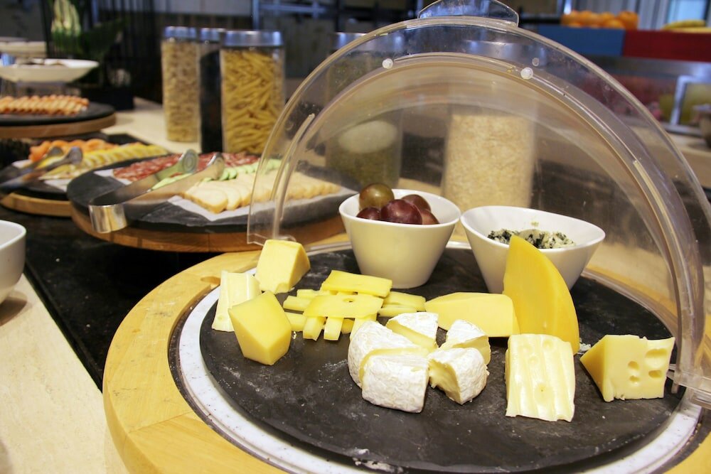 Фото Hualuxe Shanghai Twelve at Hengshan