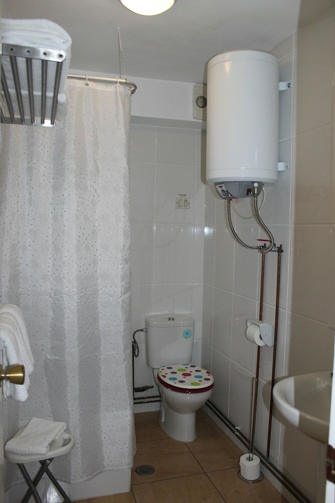 Фото Pensión El Parque