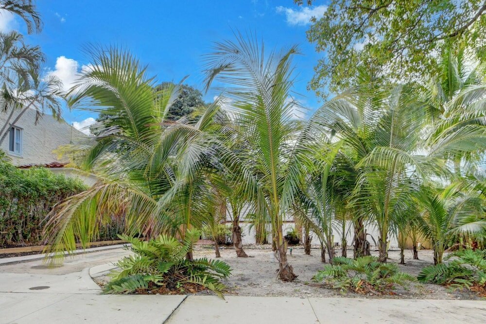 Фото Sunset Home West Palm Beach/close to Downtown Shops Pet Friendly