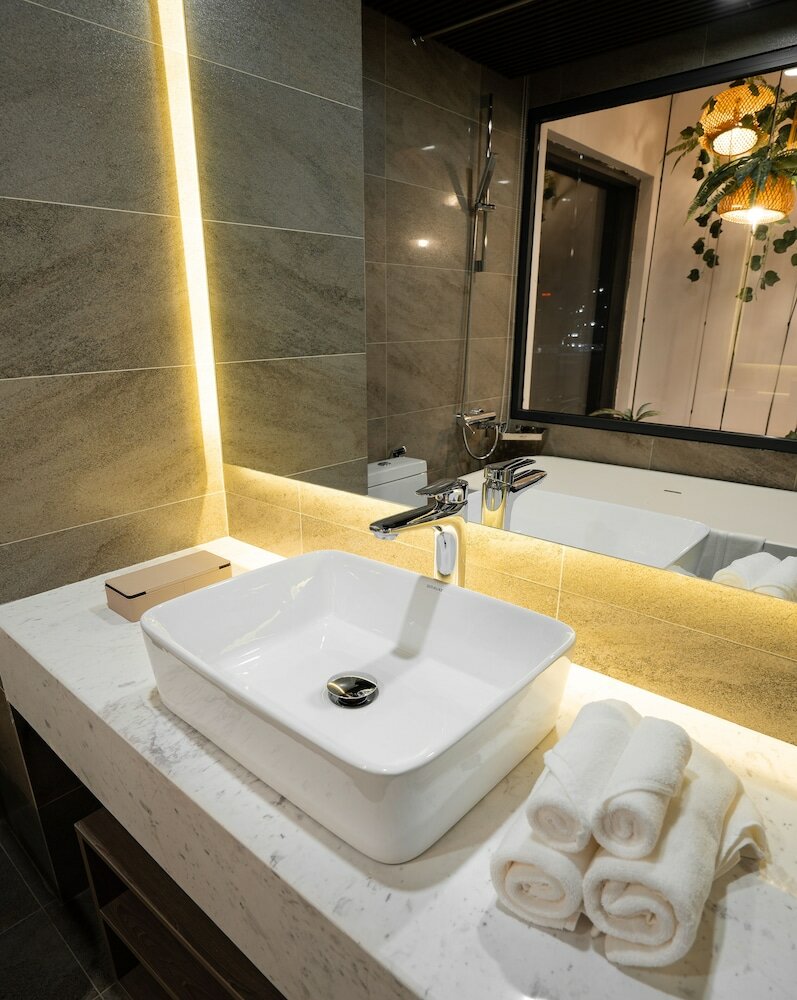 Фото Haian Riverfront Hotel Da Nang