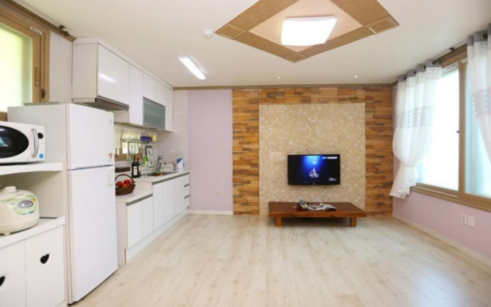 Фото Jeongseon Starjari Pension