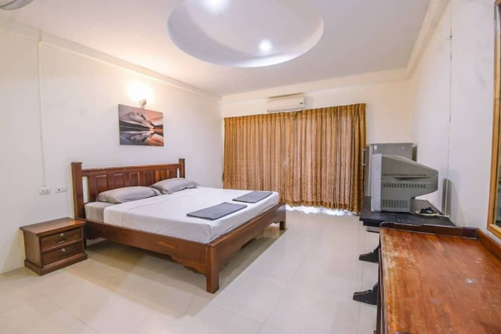 Фото Oyo 75398 The Wanna Pattaya