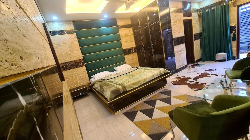 Фото Апарт-отель Smart Apartment's Lahore