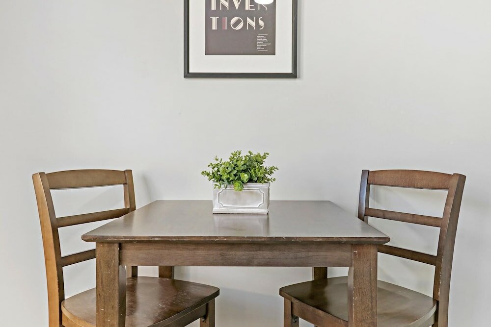 Фото Appealing Montrose 1br in Portage Park