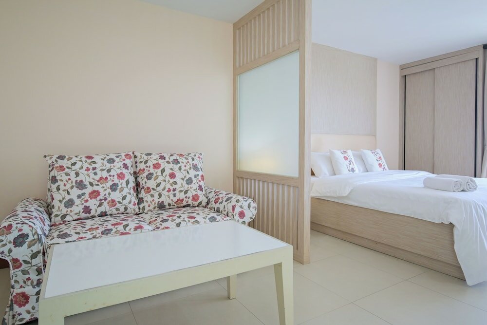Фото Shamrock Hotel Pattaya