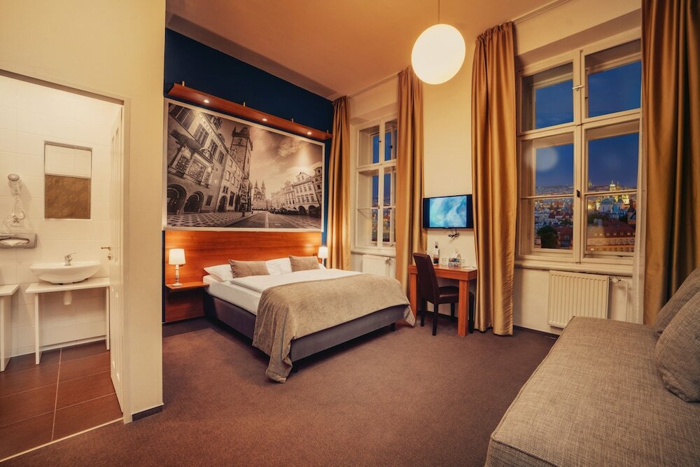 Фото Metropolitan Old Town Hotel - Czech Leading Hotels