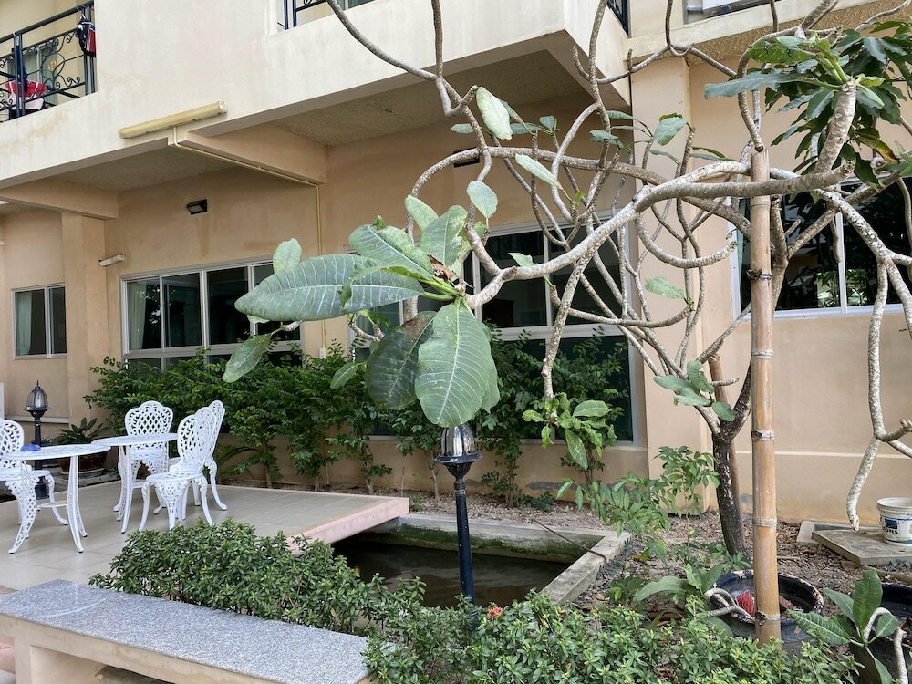 Фото C. A. P. Mansion Hotel