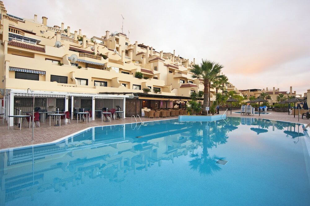 Фото Ramada Residences by Wyndham Costa Adeje