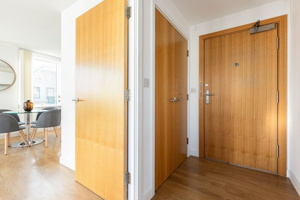 Фото The Bow Apartment