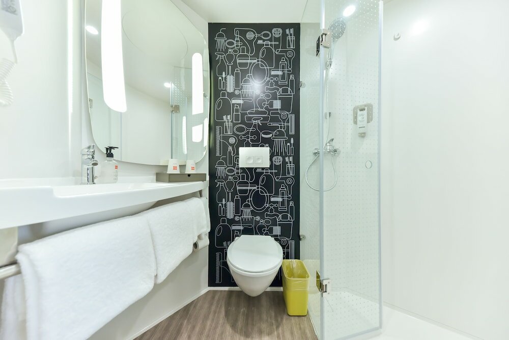 Фото Ibis Guangzhou Pazhou International Exhibition Center Hotel