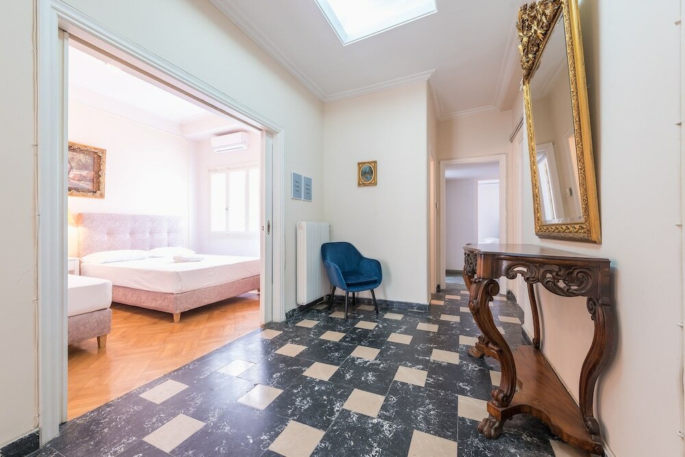 Фото Athens Empire Paradise Apartment
