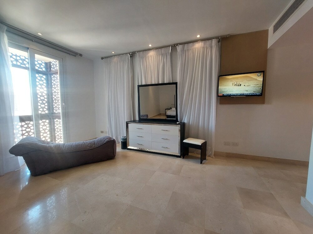 Фото Nayah boutique Stays