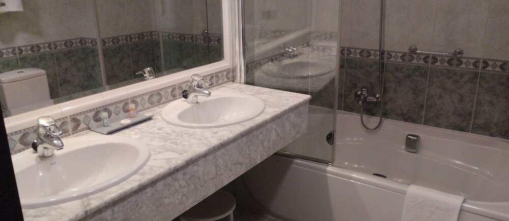 Фото Hotel Almirante