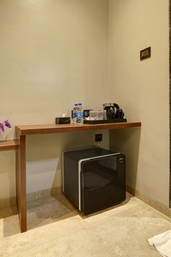 Фото StayBird - Fortune House Business Hotel